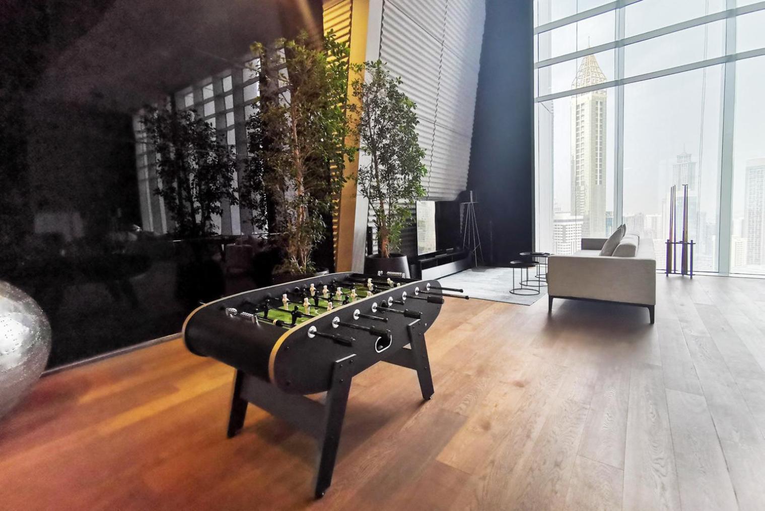 Blueground Difc Burj View Pool Gym Dxb-378