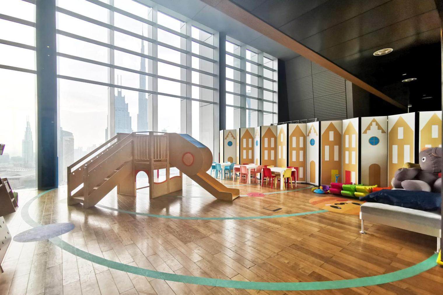 Blueground Difc Burj View Pool Gym Dxb-378